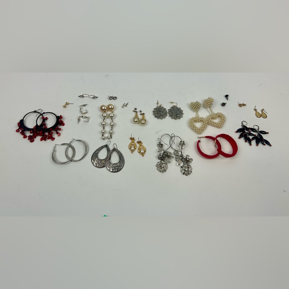 Earring lot